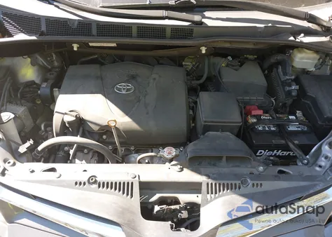 2018 Toyota Sienna Xle 8 Passenger from USA, damaged, VIN 5TDYZ3DCXJS960830